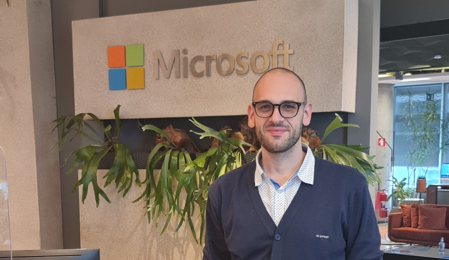 Alexandre Balbi na sede da Microsoft