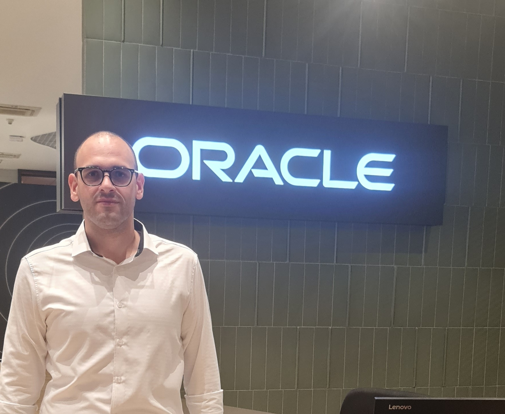 Alexandre Balbi na sede da Oracle